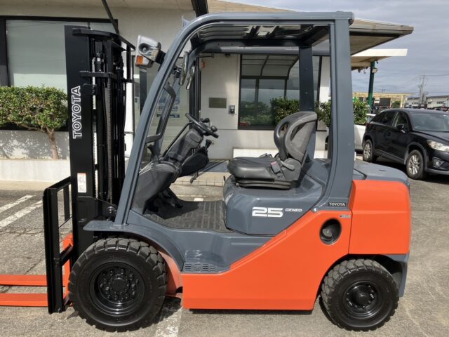 50-8FD25-31114　成約済